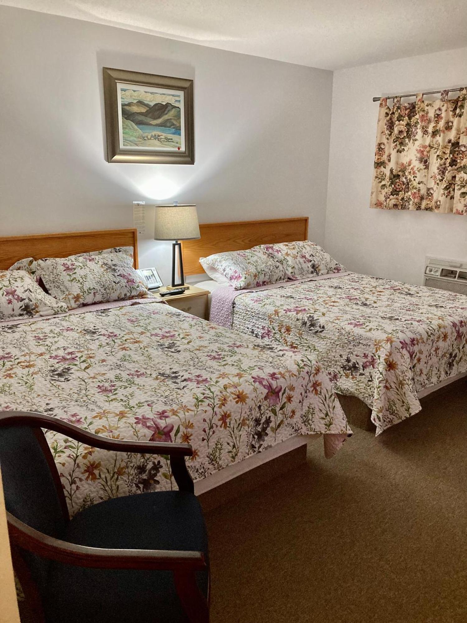 Motel 99 Grand Forks Zewnętrze zdjęcie