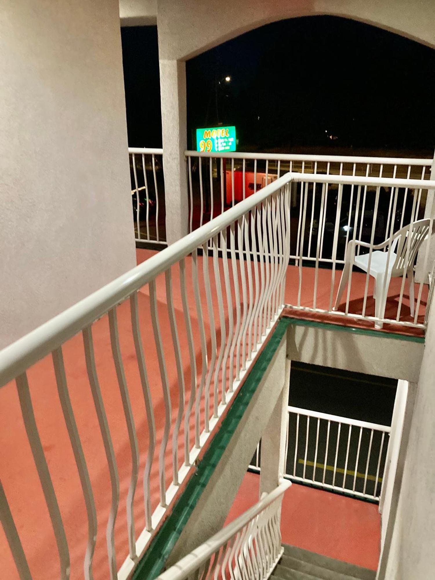 Motel 99 Grand Forks Zewnętrze zdjęcie