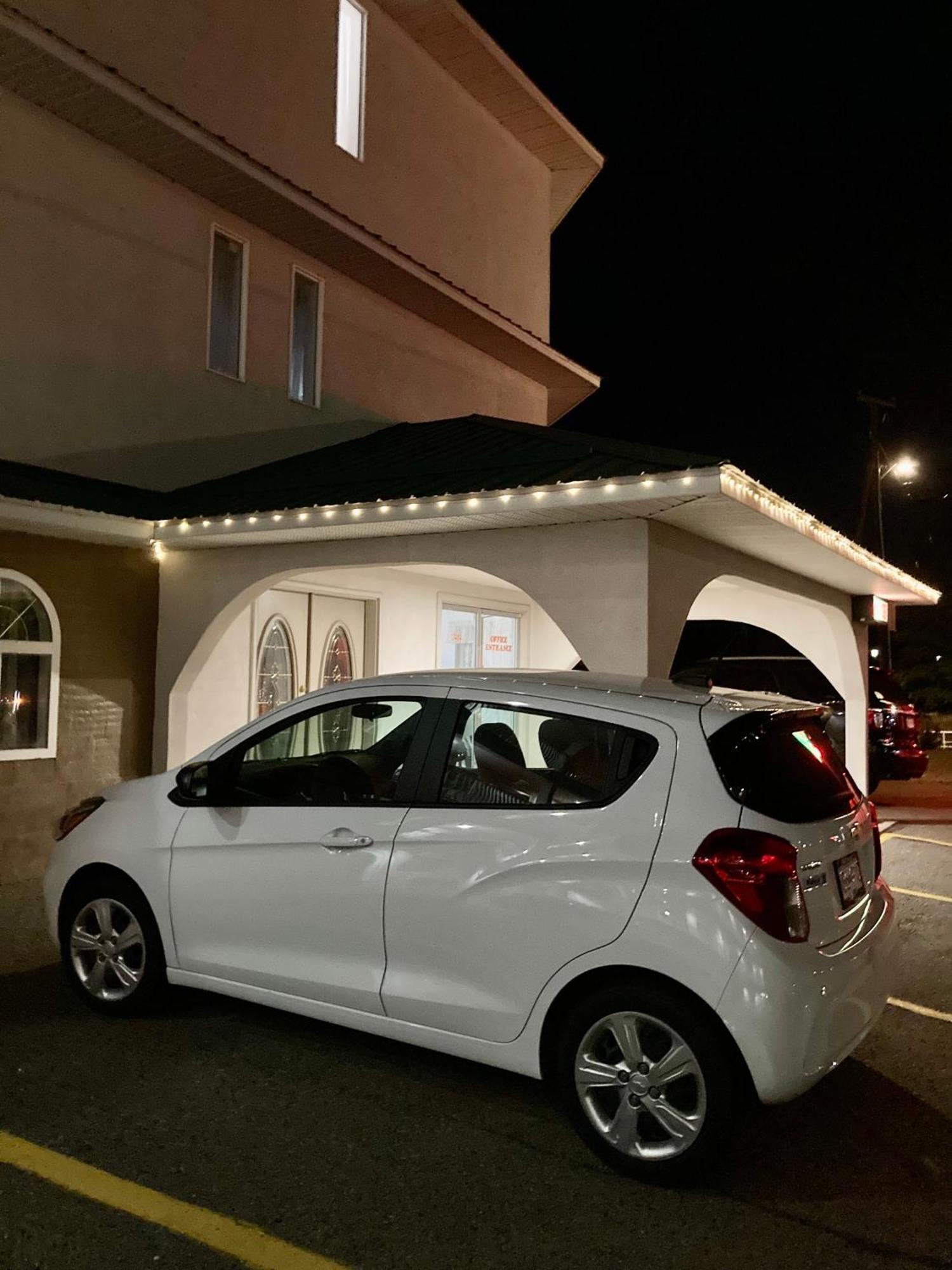 Motel 99 Grand Forks Zewnętrze zdjęcie