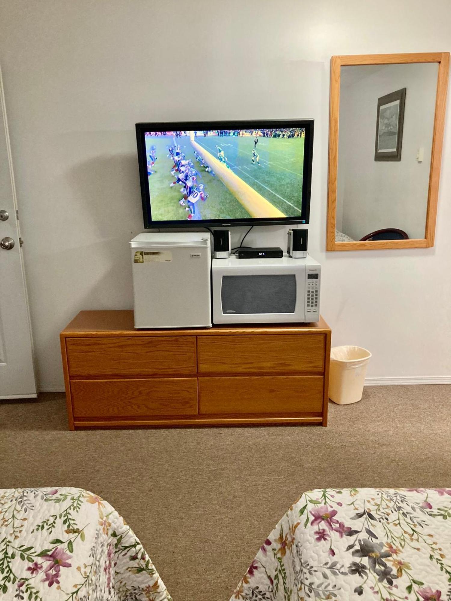 Motel 99 Grand Forks Zewnętrze zdjęcie