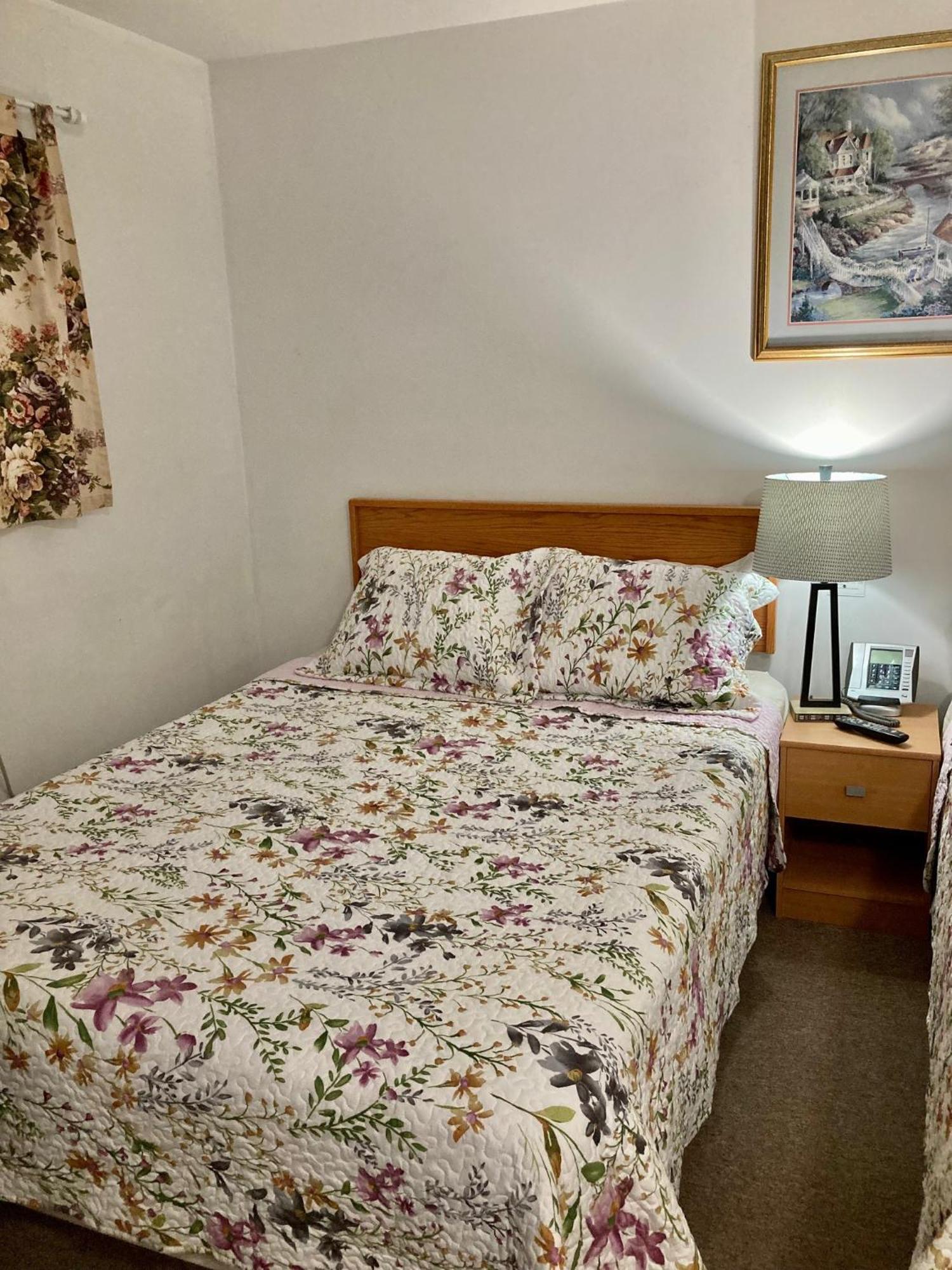 Motel 99 Grand Forks Zewnętrze zdjęcie