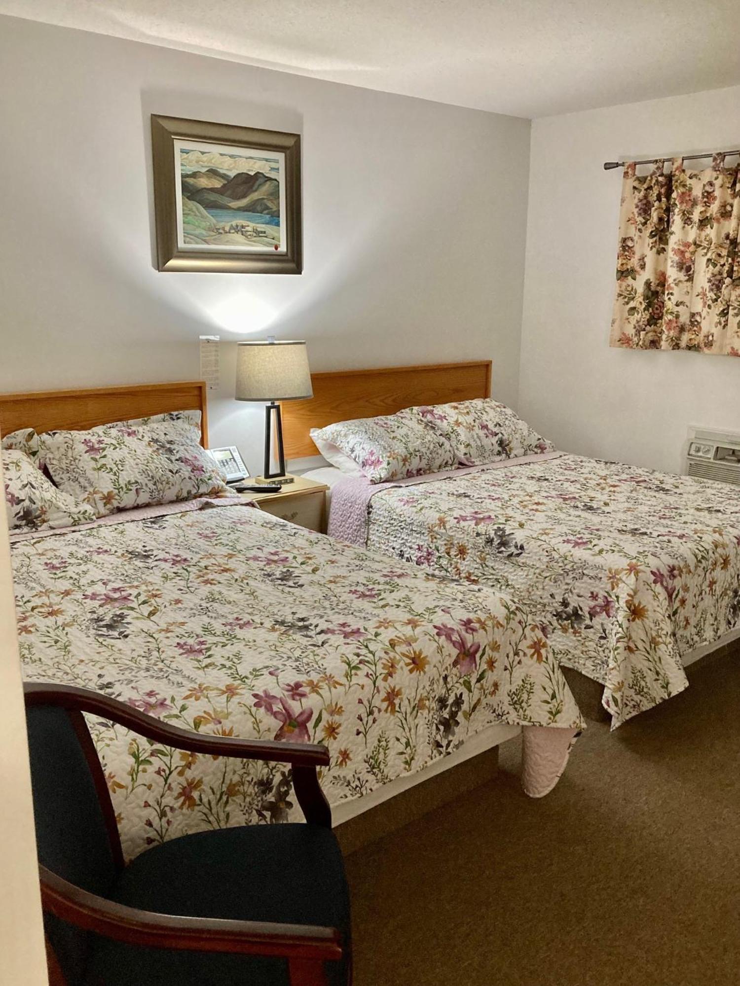 Motel 99 Grand Forks Zewnętrze zdjęcie